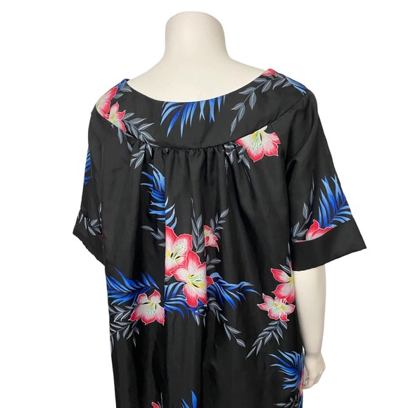1980s Floral Hawaiian Muumuu Maxi Dress Boatneck / Women’s Medium - Picture 4 of 5